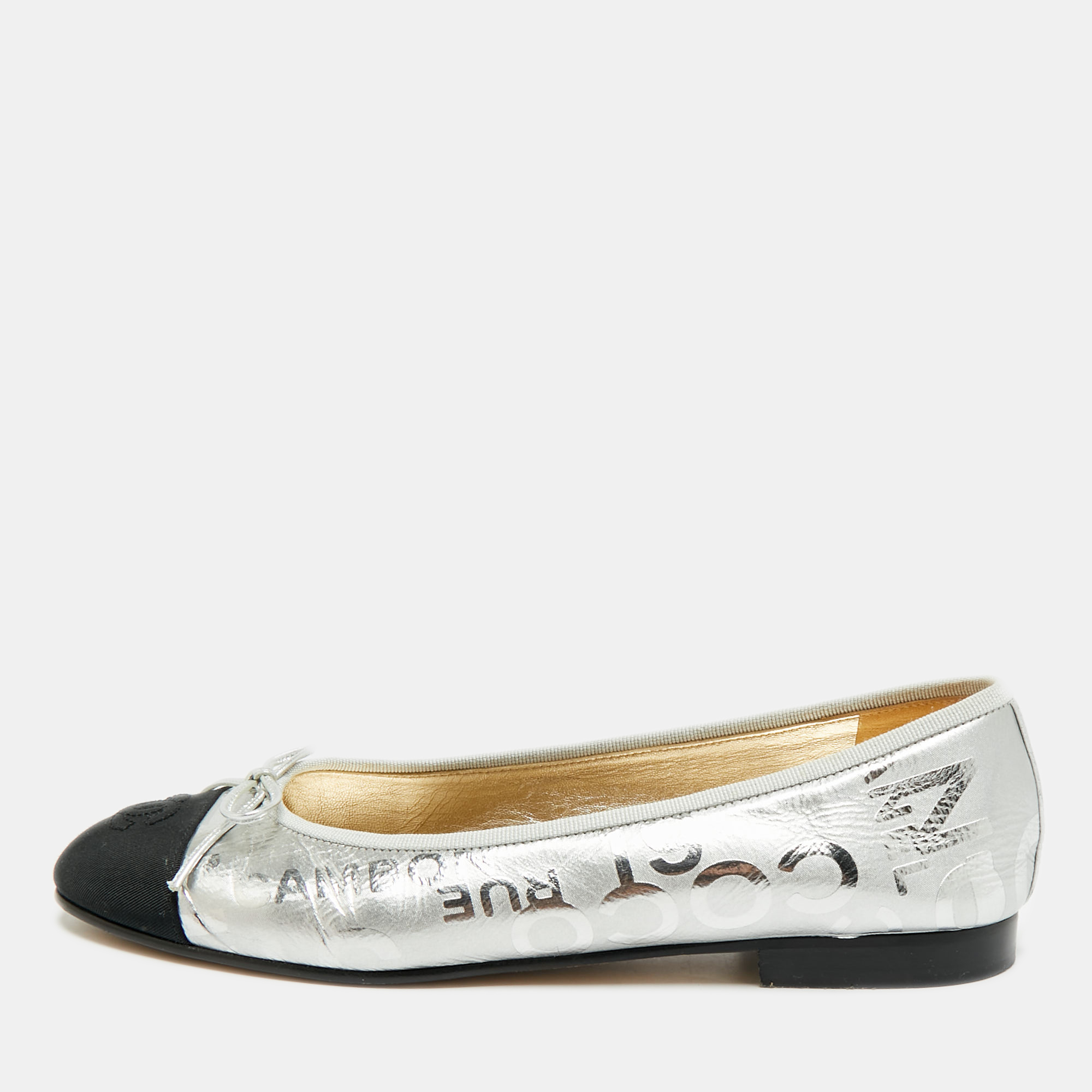 

Chanel CC Size  Silver/Black Canvas and Leather Bow Ballet Flats