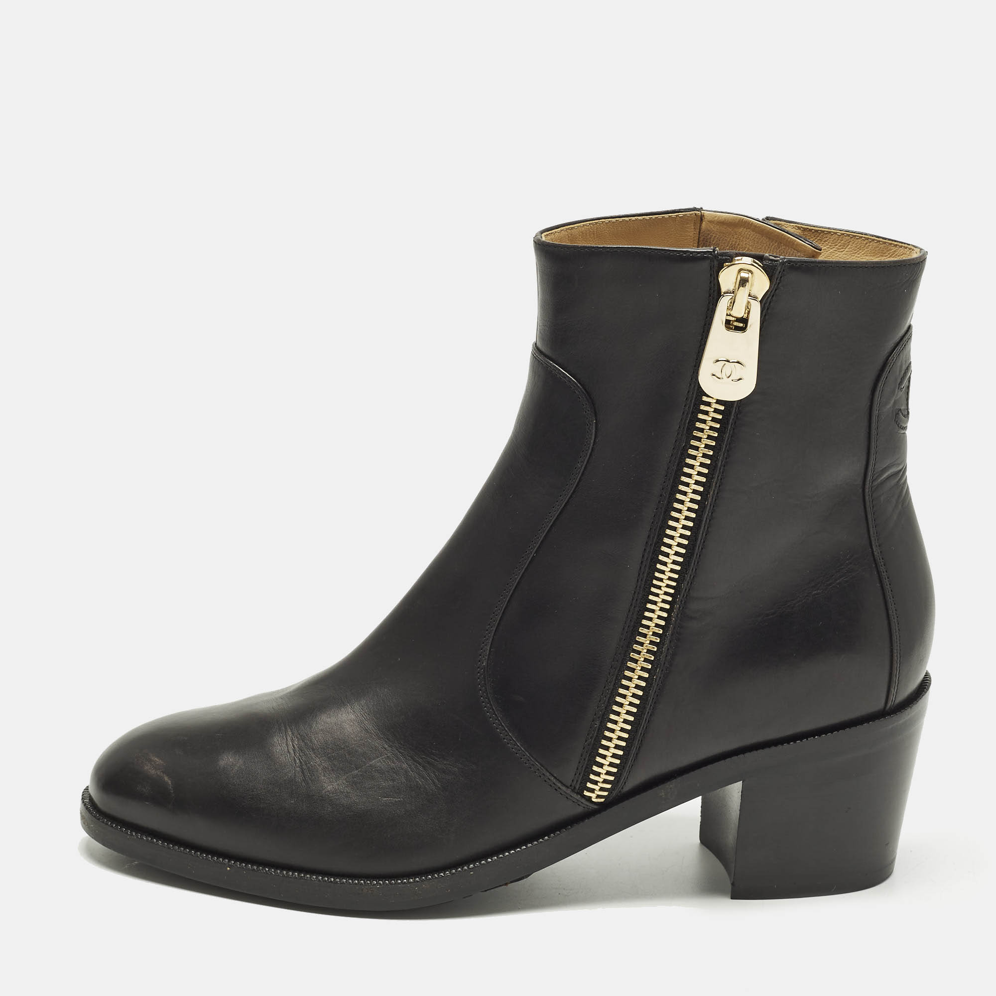 

Chanel Size  Black Leather Ankle Length Boots