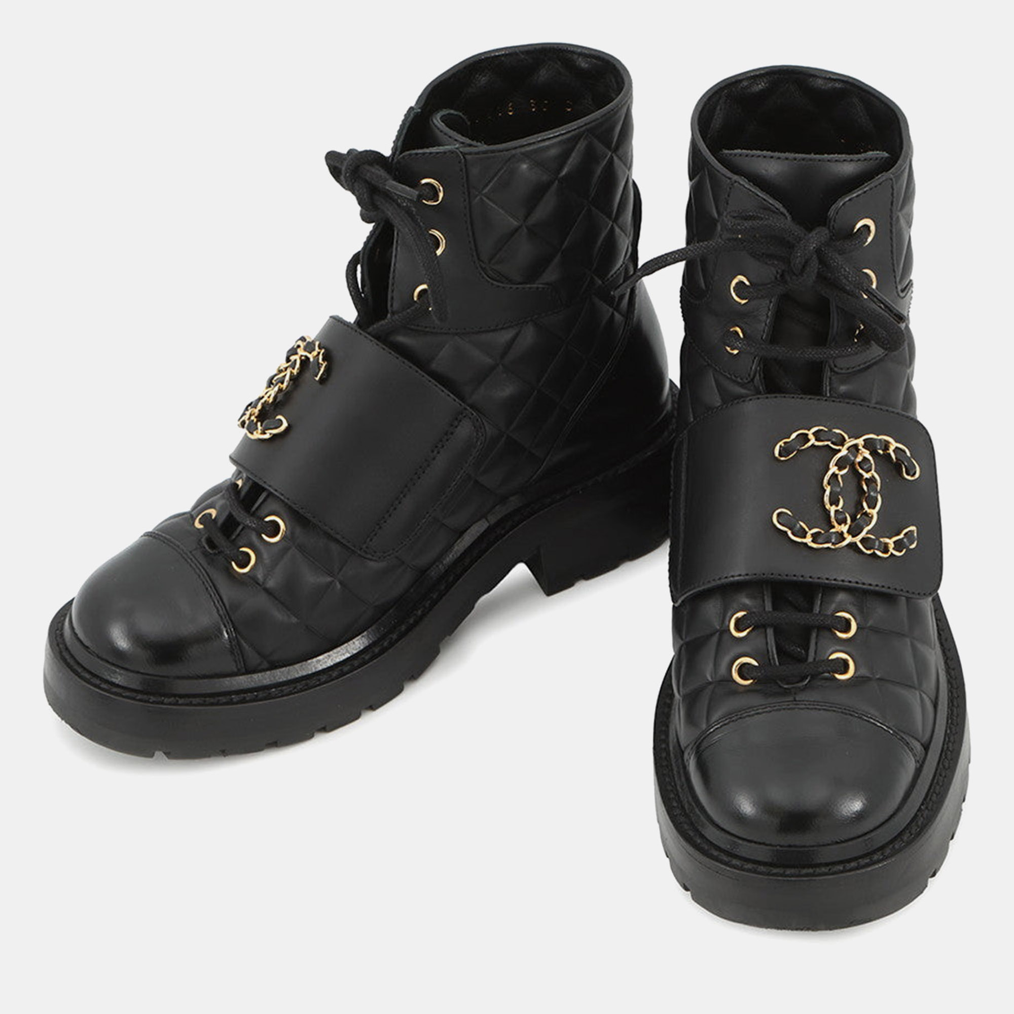 

Chanel Cc Logo Short Boots Black Leather Size