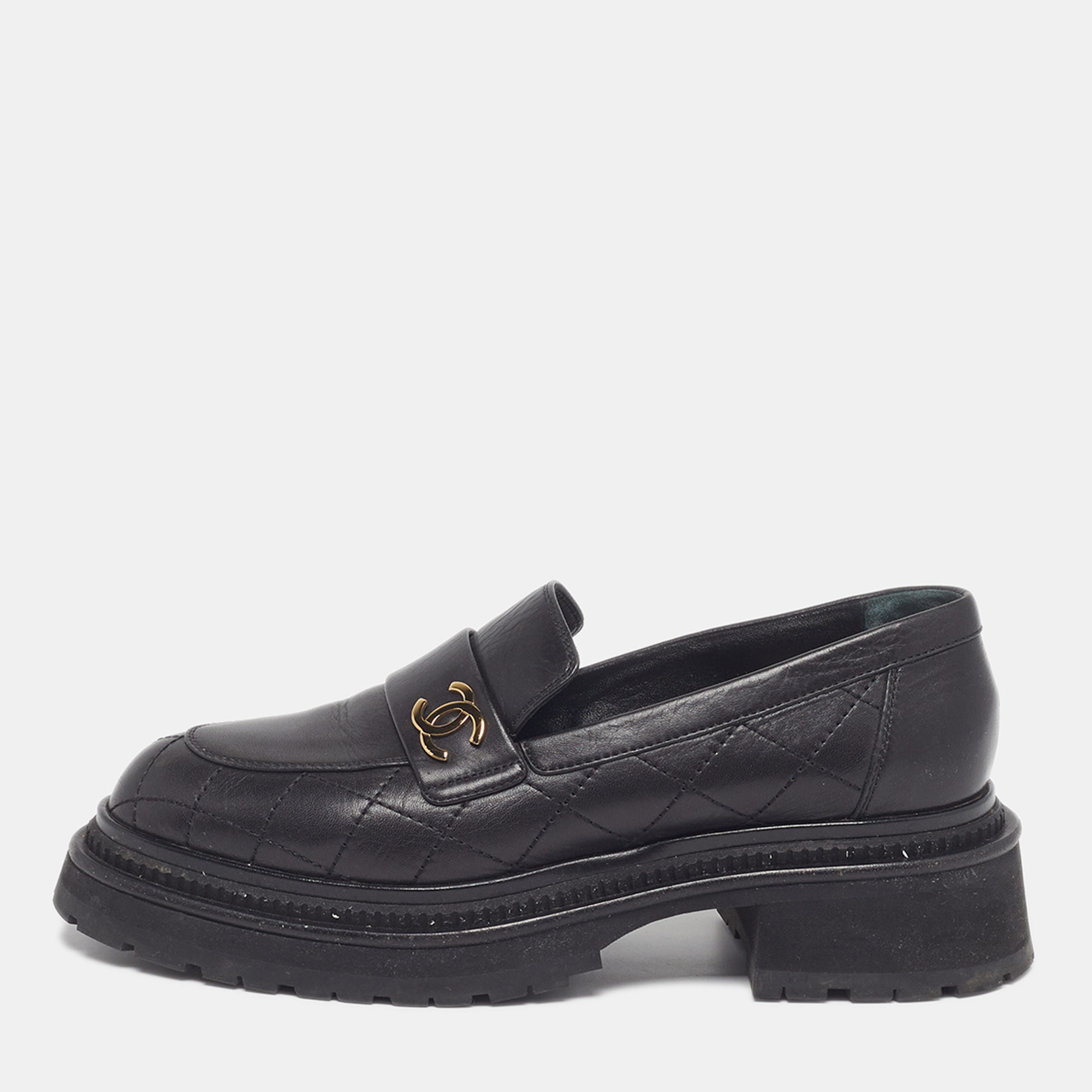 

Chanel CC Size  Black Quilted Leather Loafers