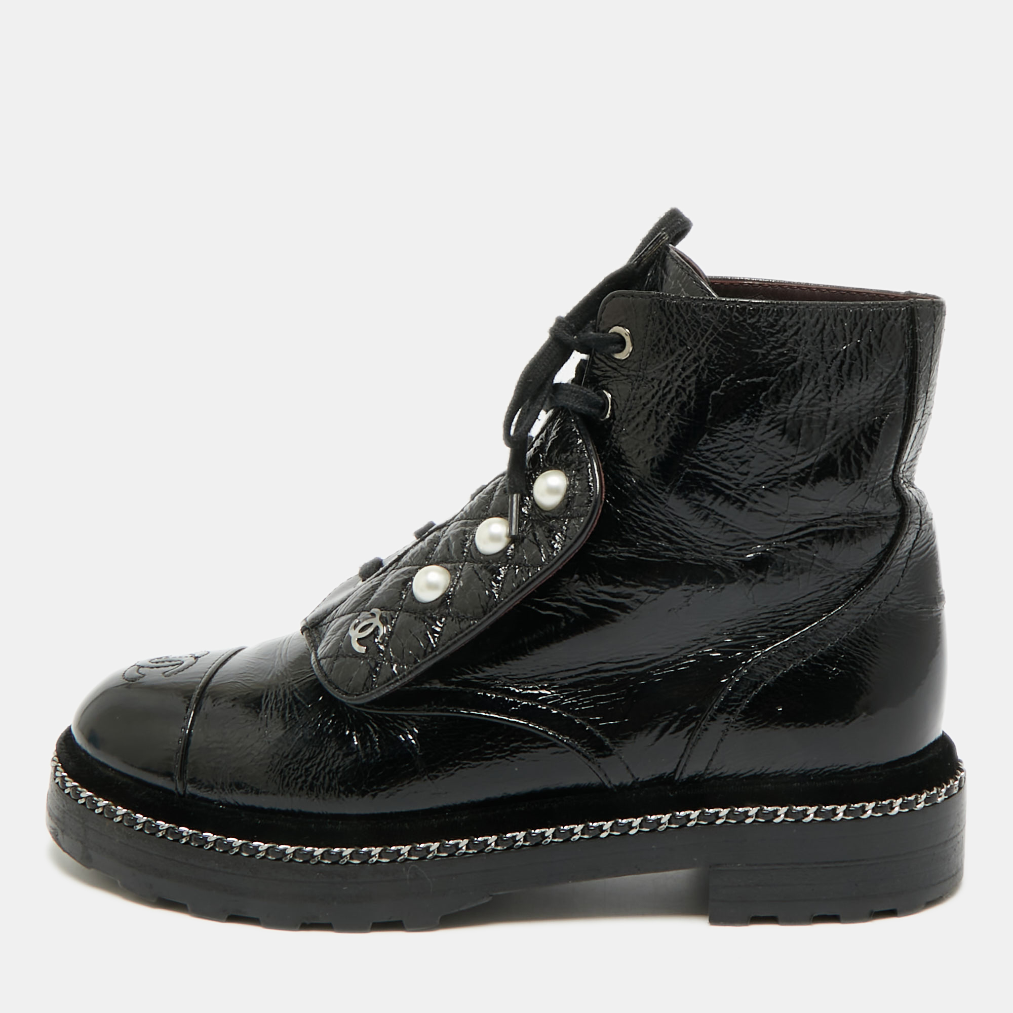 

Chanel CC Size  Black Quilted Leather Combat Boots