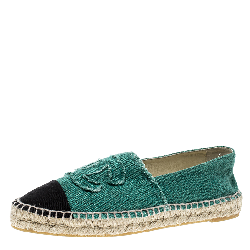 Pre Owned Chanel Green/Black Canvas CC Espadrilles Size 42