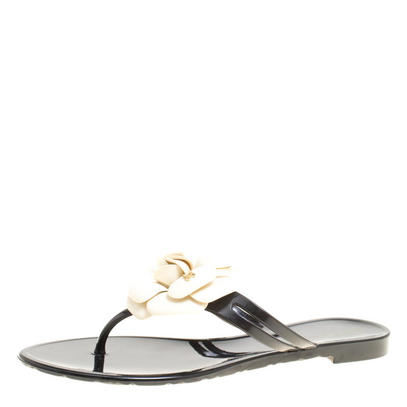 Chanel Black and White Jelly Camellia Thong Sandals Size 36 Chanel