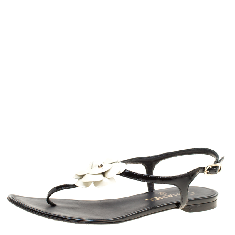 Chanel Black/White Leather Camellia Thong Sandals Size 38