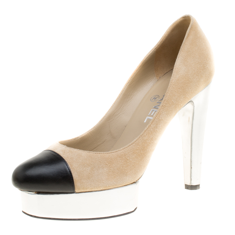 مملوكة مسبقًا Chanel Beige Suede and Black Leather Cap Toe Platform Pumps Size 38