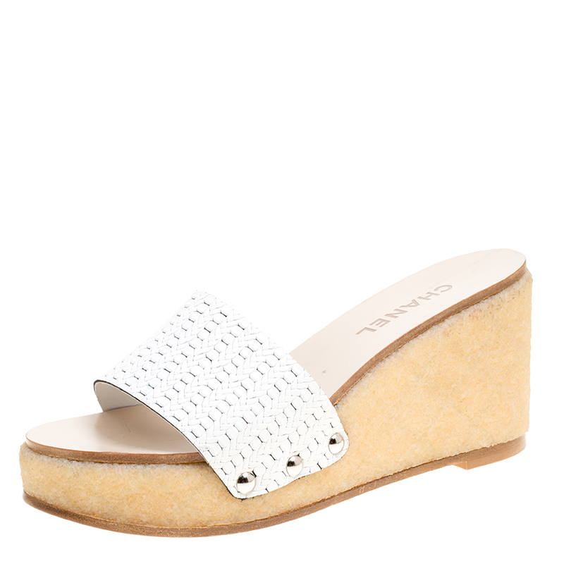 Chanel White Weave Effect Leather Platform Slides Size 39.5