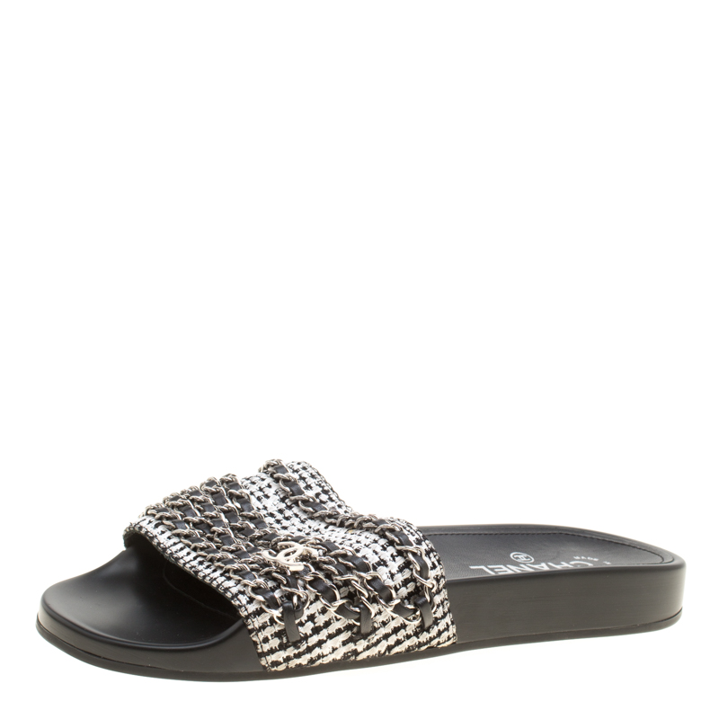 Pre Owned Chanel Monochrome Fabric Tropiconic Chain Detail Slides Size 40