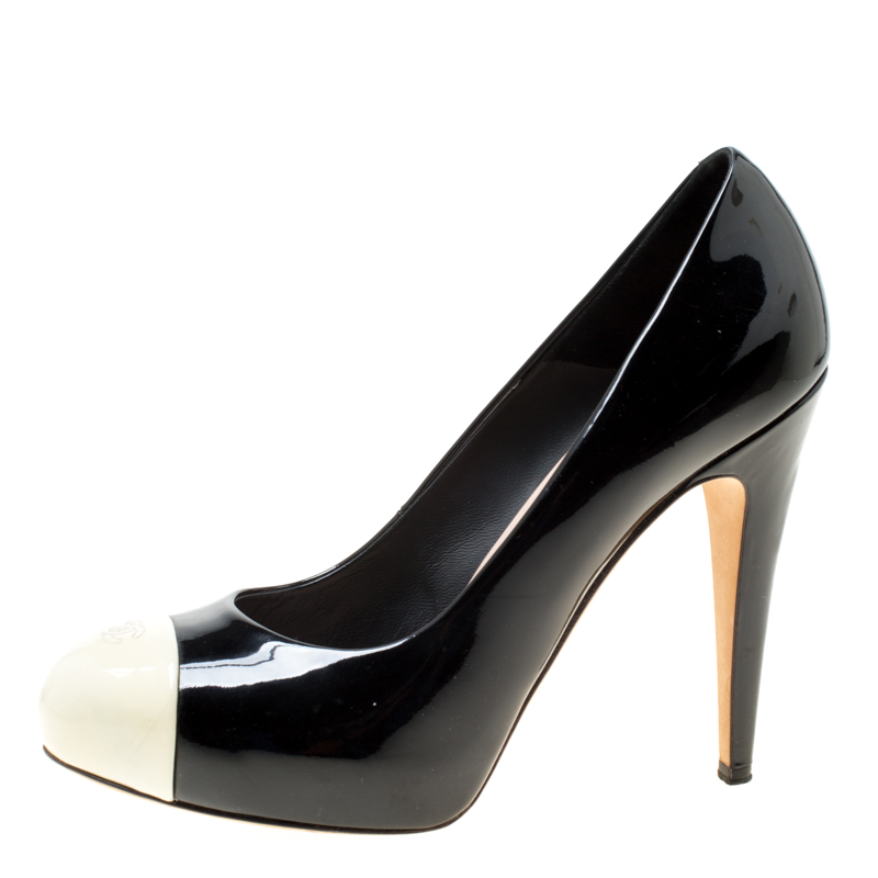 

Chanel Monochrome Patent Leather Cap Toe Platform Pumps Size, Black