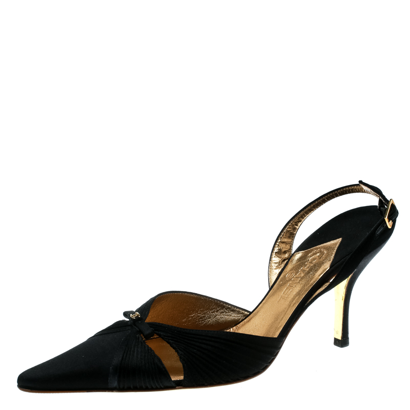 Pre Owned صندل شانيل فتحة كعب مقدمة مدببة سويدي أسود مقاس 37