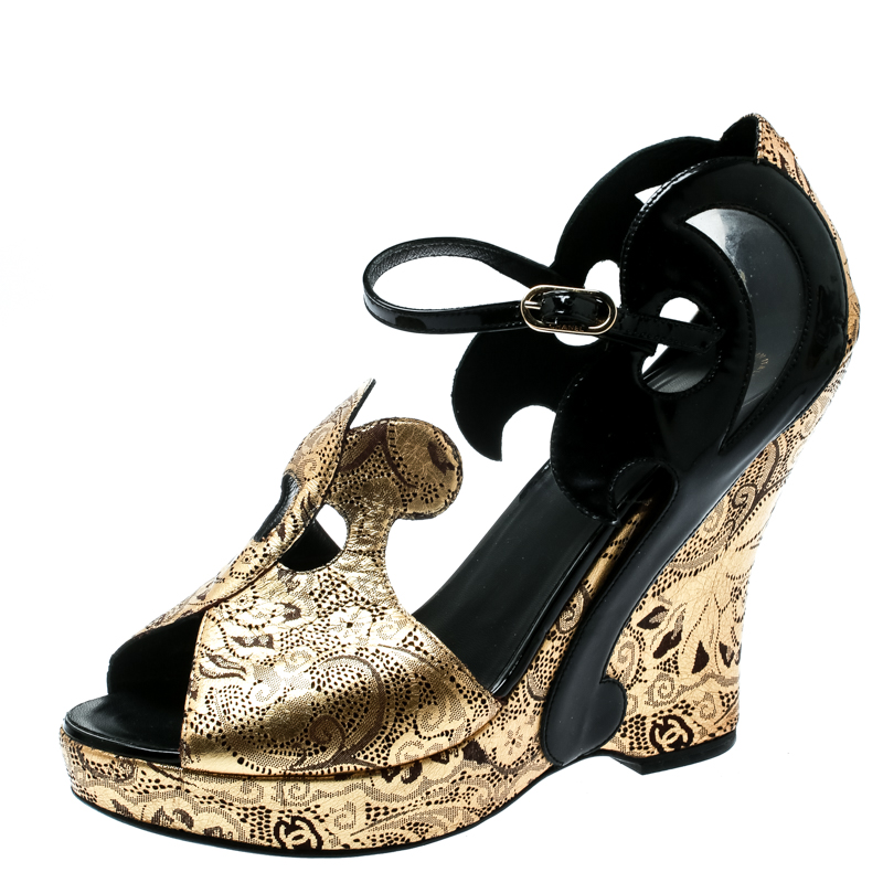 Chanel Metallic Gold Leather Baroque Platform Wedge Sandals Size 40