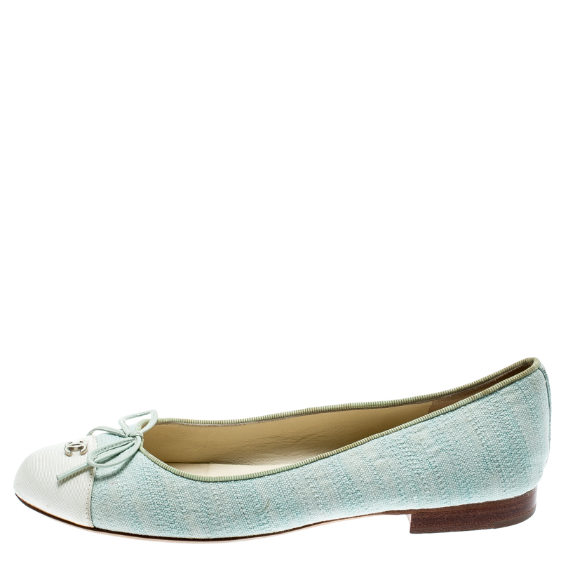 

Chanel Light Green Canvas White Cap Toe CC Bow Ballet Flats Size, Blue