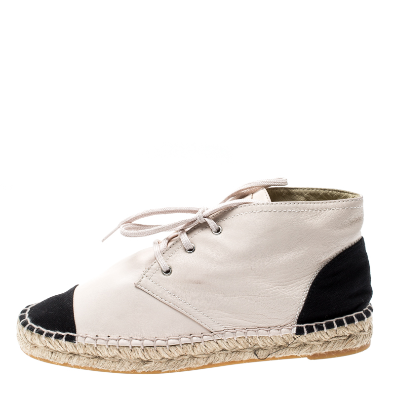 

Chanel Beige Leather And Black Canvas Cap Toe CC Espadrille Sneakers Size