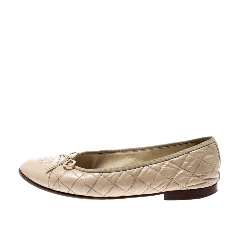 

Chanel Beige Quilted Leather CC Bow Cap Toe Ballet Flats Size