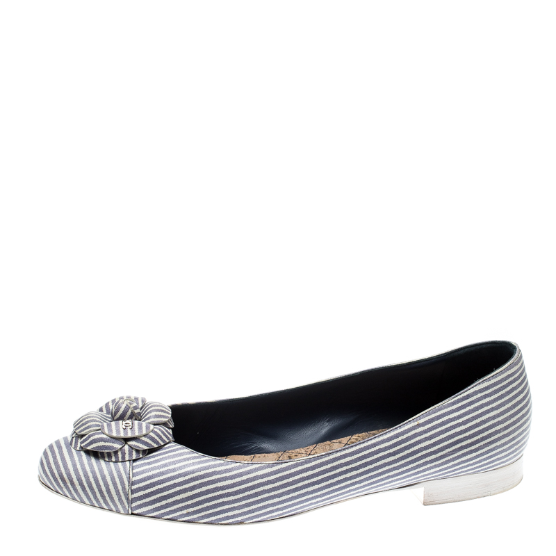 

Chanel Lilac and White Striped Camellia Ballet Flats Size, Purple