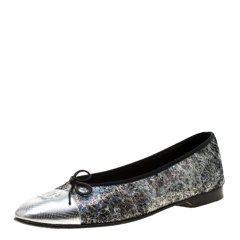 Chanel Metallic Silver Textured Suede CC Cap Toe Bow Ballet Flats Size ...