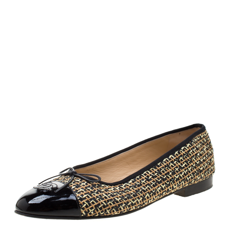 Pre Owned Chanel Tricolor Raffia And Black Patent Leather CC Cap Toe Ballet Flats Size 39.5