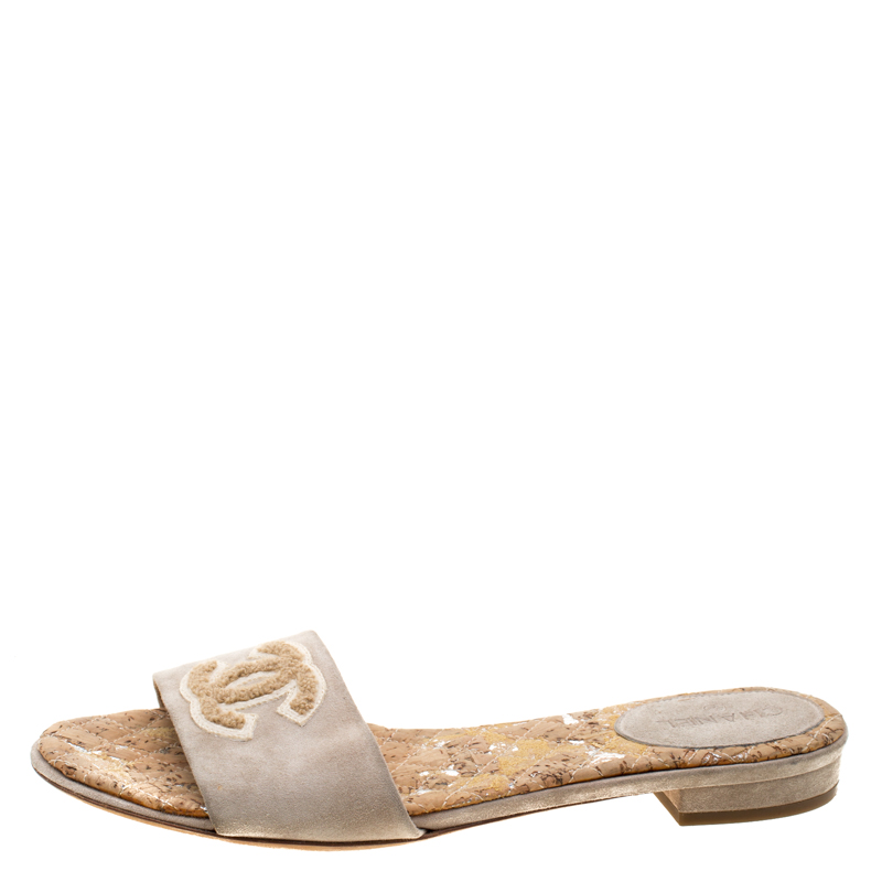 

Chanel Beige Suede CC Cork Flat Slides