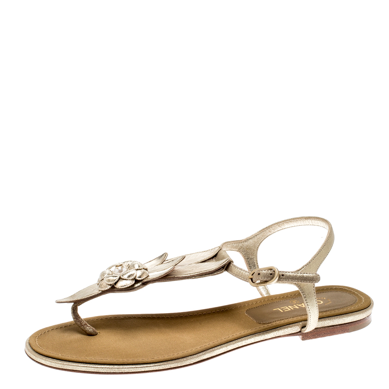 Chanel Metallic Gold Suede CC Camellia Leaf Pearl Ankle Strap Thong Flat Sandals Size 39