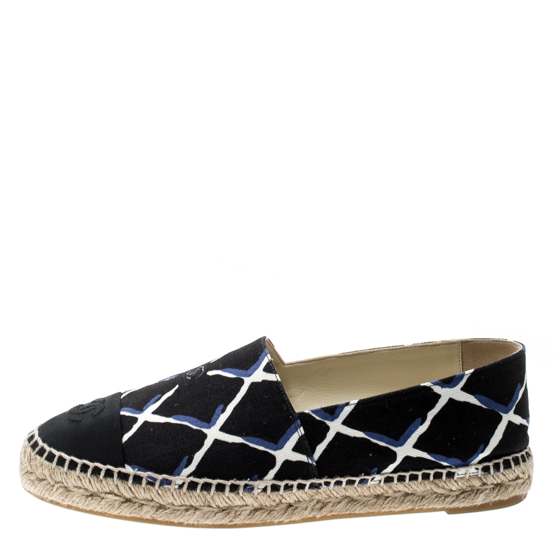 

Chanel Black Lattice Print Canvas Coco Beach CC Espadrilles Size