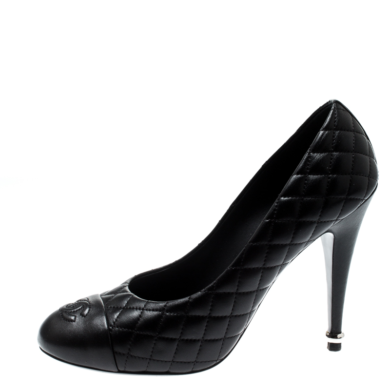 

Chanel Black Quilted Leather CC Cap Toe Pumps Size