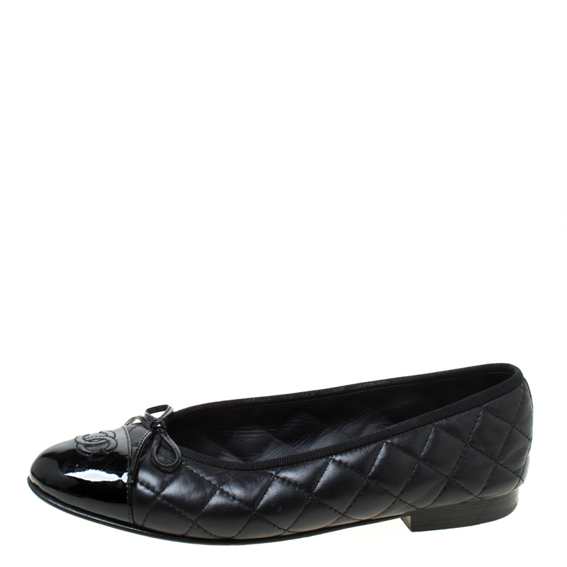 

Chanel Black Quilted Leather CC Cap Toe Bow Detail Flats Size