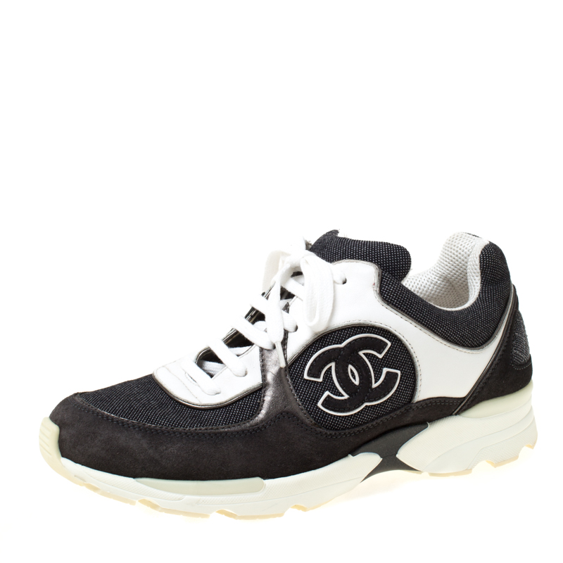Chanel Monochrome Canvas And Suede CC Logo Lace Up Sneakers Size 38.5