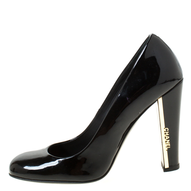 

Chanel Black Patent Leather Logo Heel Pumps Size