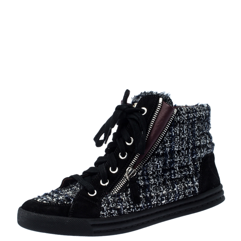 

Chanel Black Suede And Wool Blend Lace Up High Top Sneakers Size