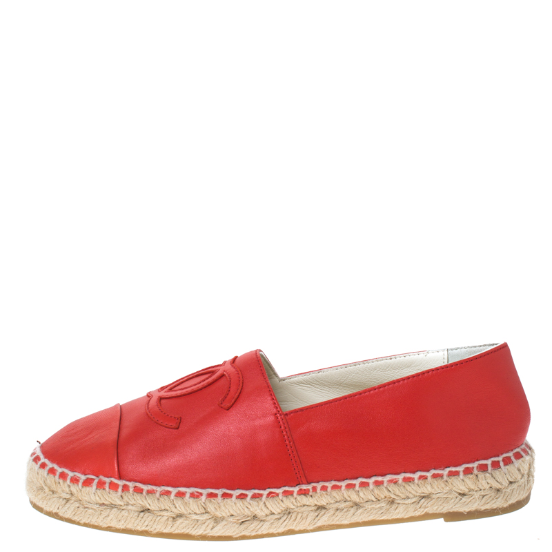 

Chanel Red Leather CC Cap Toe Loafers Size