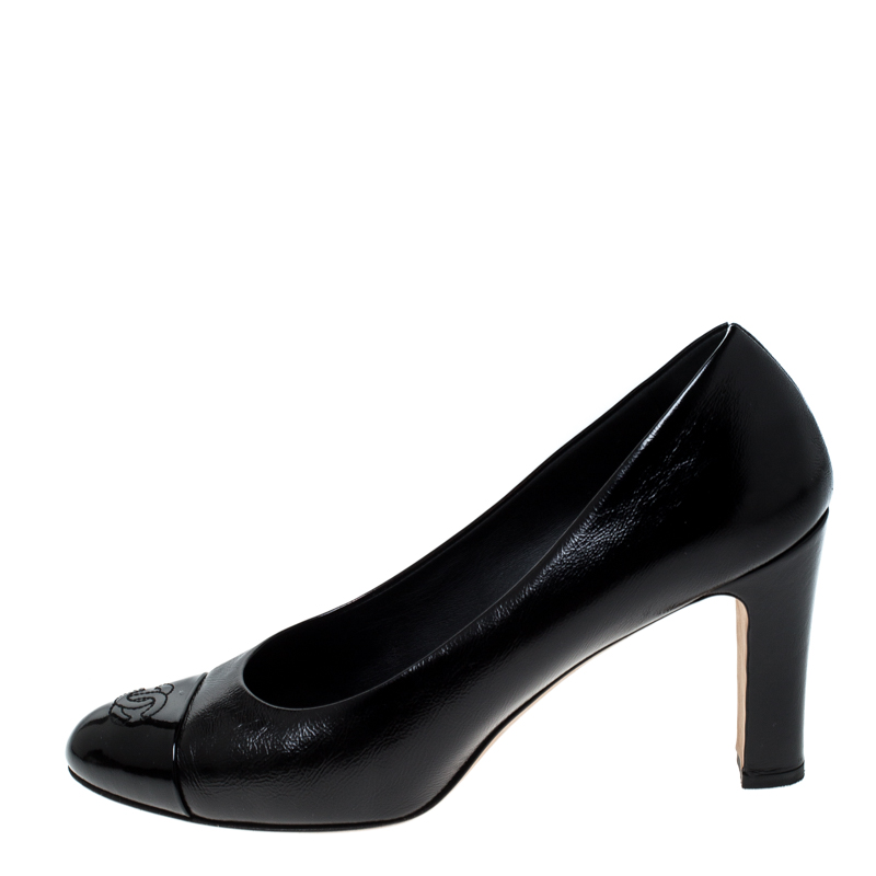 

Chanel Black Leather CC Cap Toe Pumps Size
