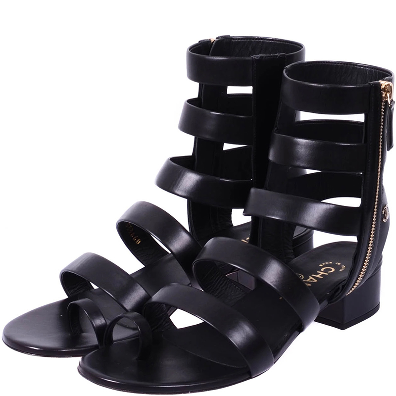 Chanel Black Leather CC Gladiator Sandals Size 40.5