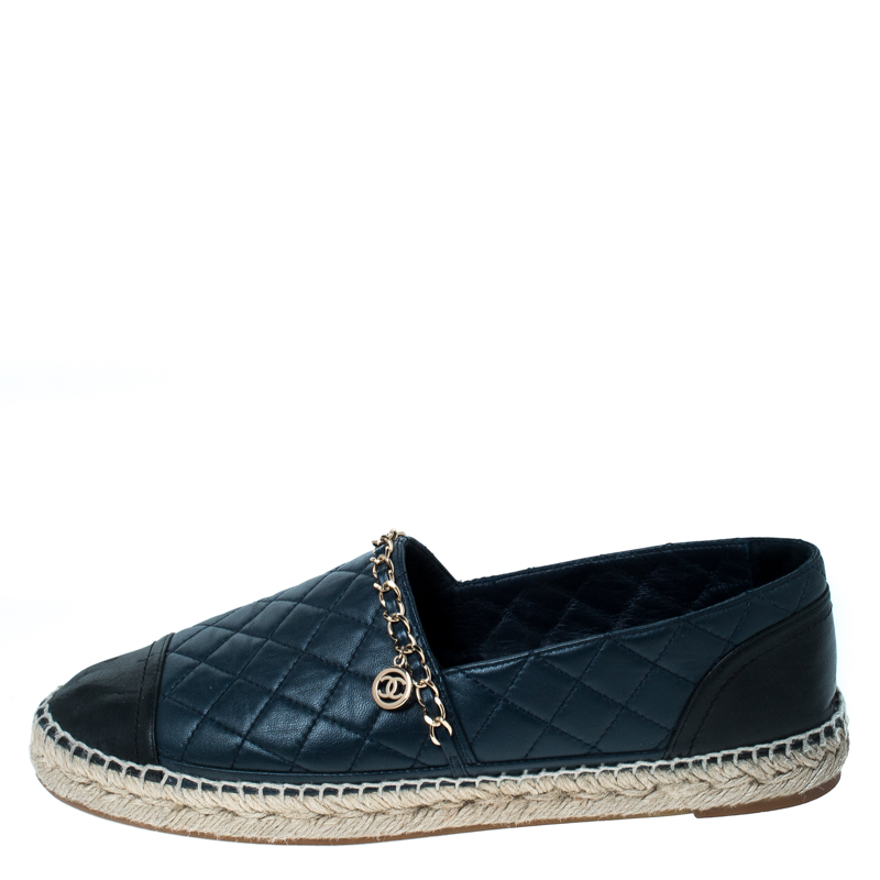 

Chanel Navy Blue/Black Leather CC Chain Espadrille Flats Size