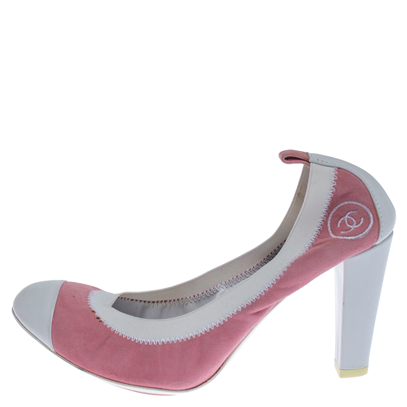 

Chanel Pink Suede and White Leather Cap Toe Scrunch Pumps Size