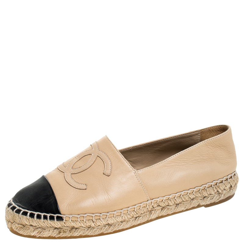 Pre Owned Chanel Beige/Black Leather CC Espadrilles Size 36