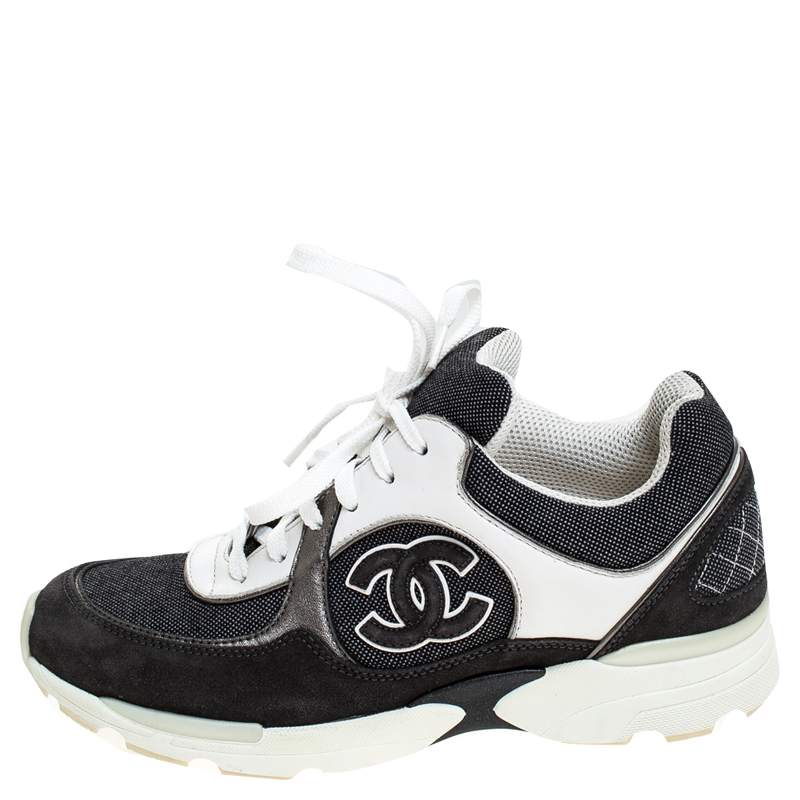 

Chanel Blue Leather, Suede and Fabric CC Sneakers Size, Multicolor