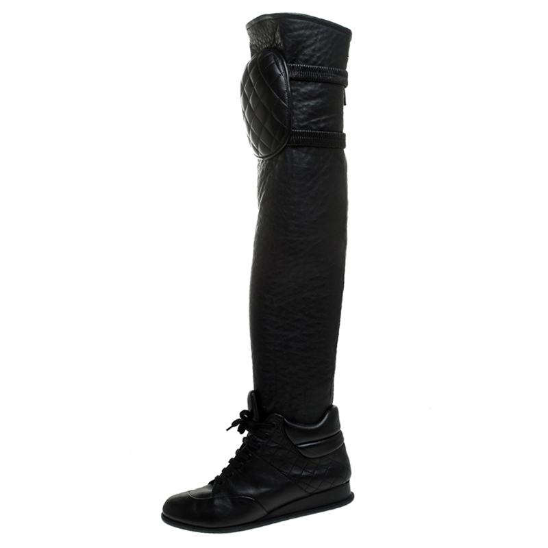 

Chanel Black Quilted Leather Knee Length Boots Size