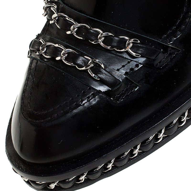 Chanel Black Patent Leather CC Runway Glazed Chain Obsession Block Heel ...