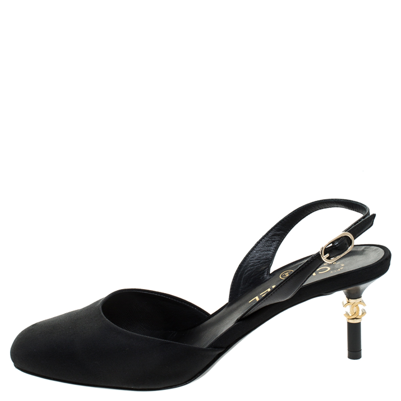 

Chanel Black Canvas And Leather CC Slingback Sandals Size