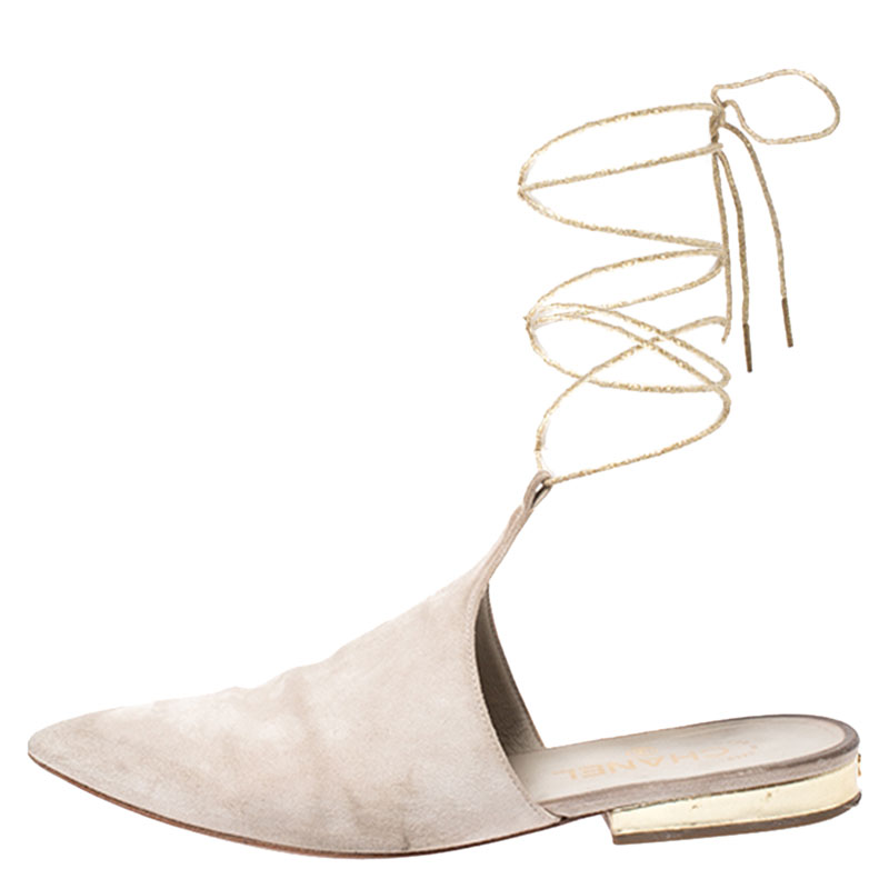 

Chanel Beige/Gold Suede Paris Dubai Pointed Toe Wrap Mules Size