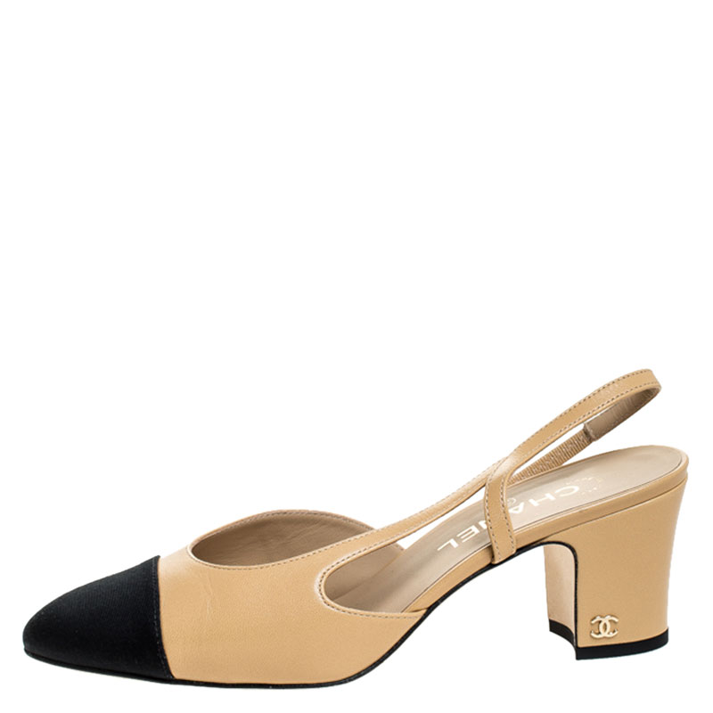 

Chanel Beige/Black Leather and Canvas Cap Toe Slingback Sandals Size