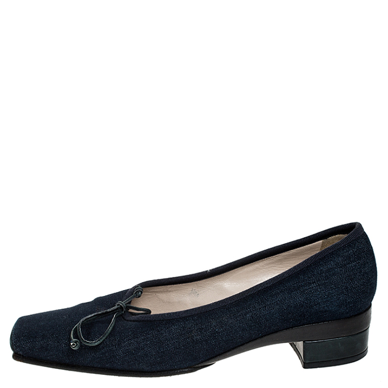 

Chanel Blue Denim Fabric Trim Block Heel Bow Detail Pumps Size
