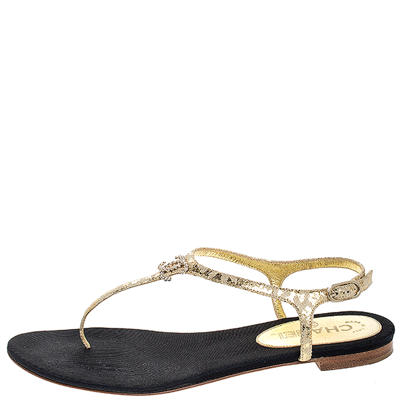 

Chanel Gold/Beige Leather Thong CC Logo Strap Sandals Size