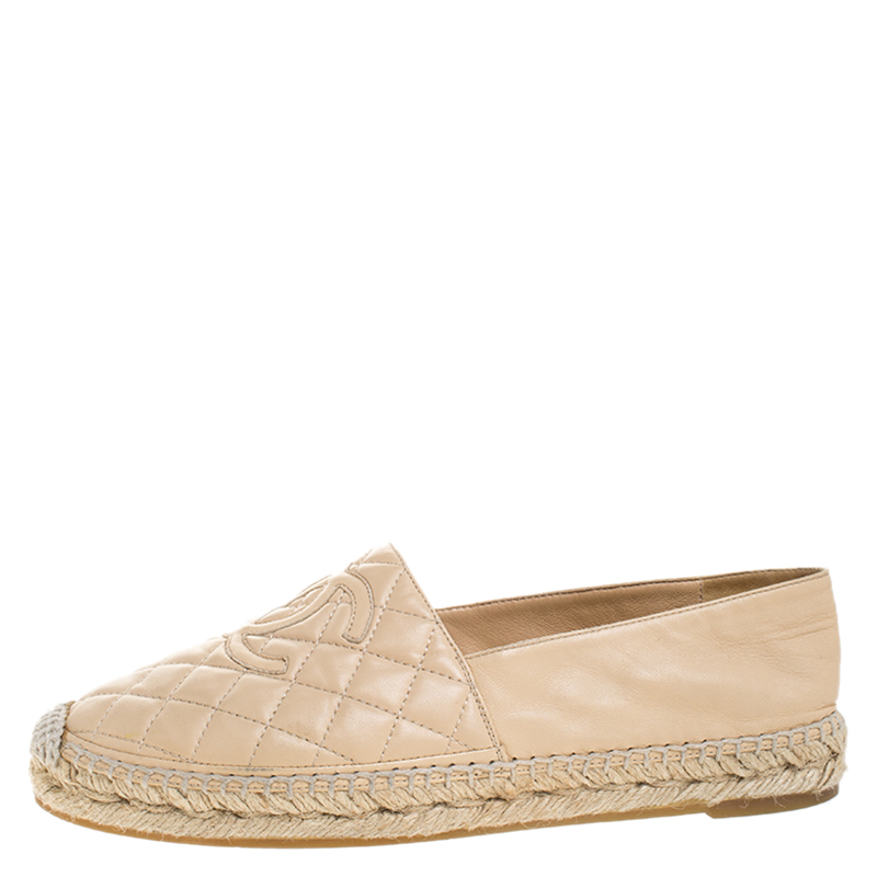 

Chanel Beige Leather CC Quilted Espadrilles Flats Size