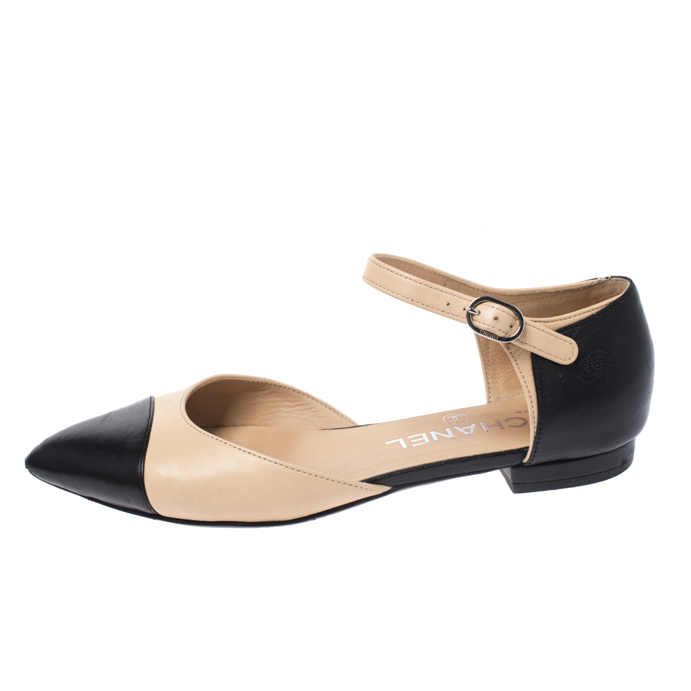 

Chanel Beige/Black Leather Cap Toe D'Orsay Ankle Strap Flats Size