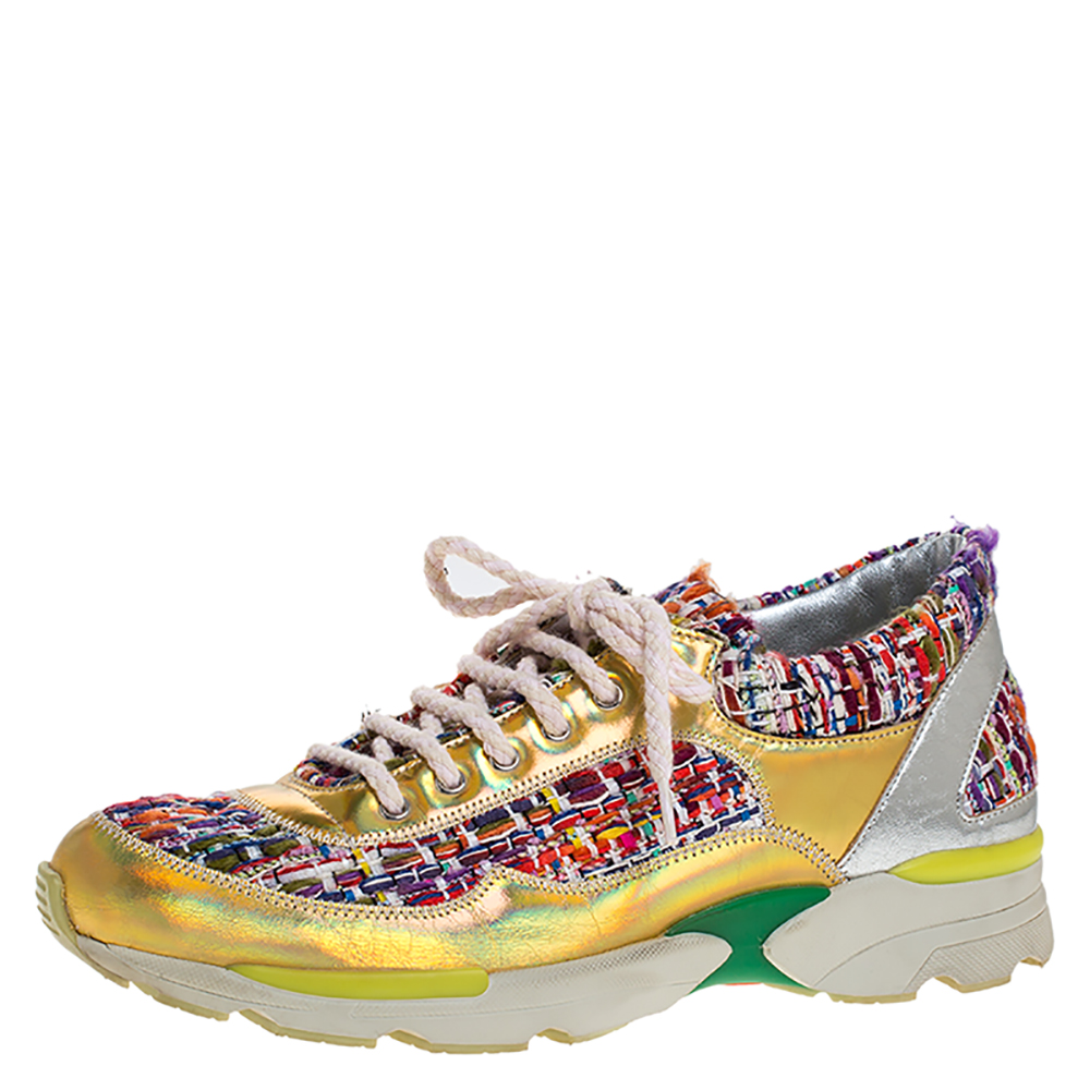 مملوكة مسبقًا Chanel Multicolor Tweed Fabric And Holographic Leather CC Lace Up Sneakers Size 36.5