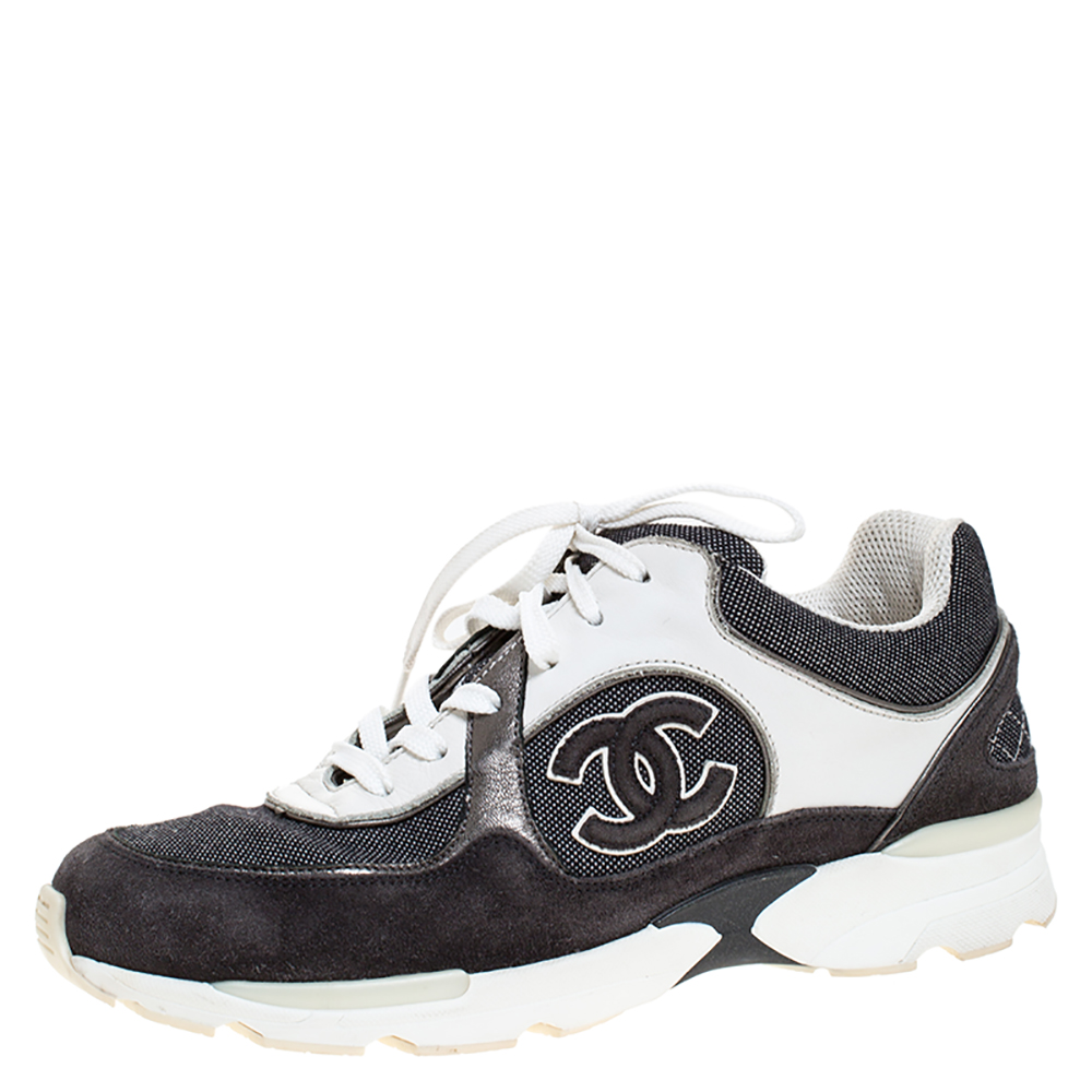 Pre-owned Chanel Monochrome Canvas And Suede Cc Logo Lace Up Sneakers ...