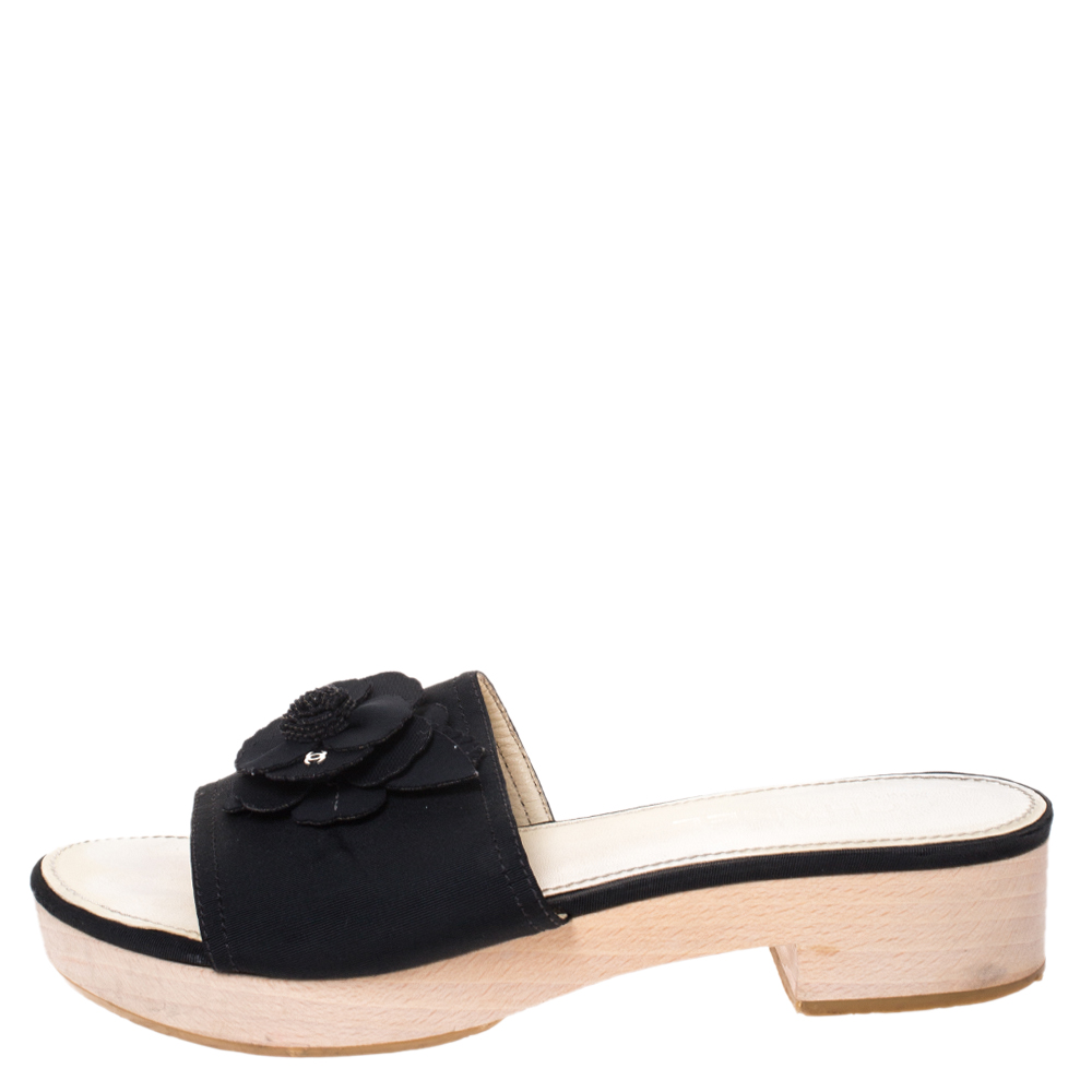 

Chanel Black Canvas Camellia Wooden Platform Sandals Size