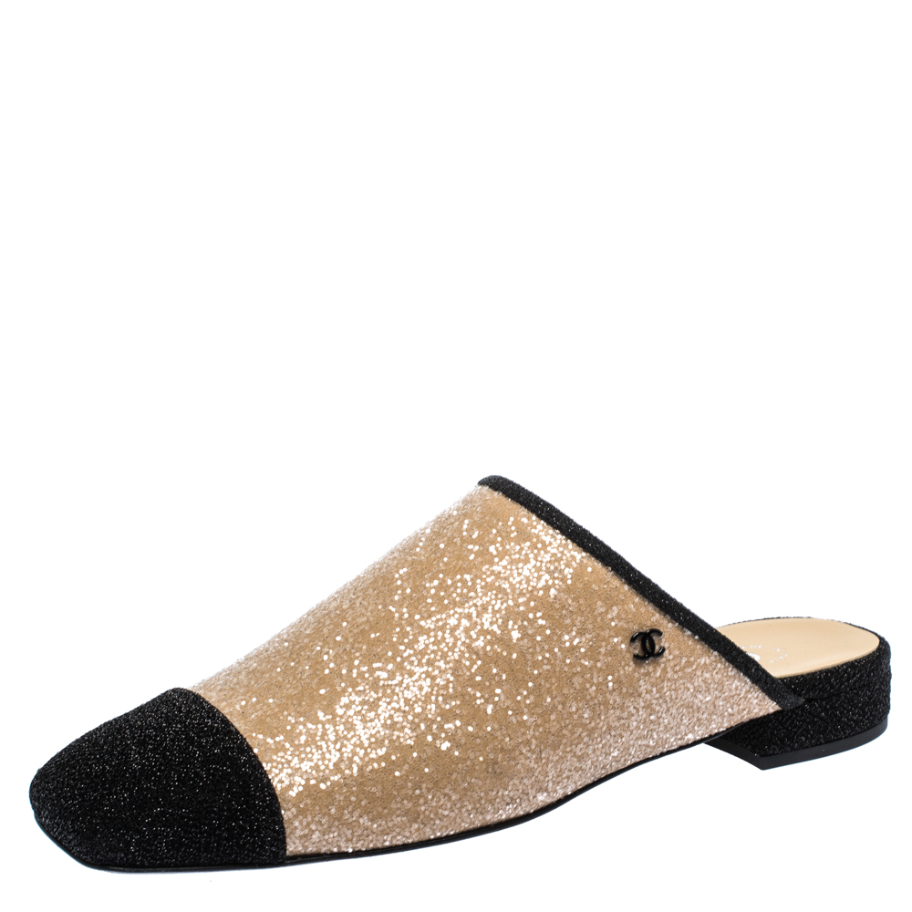 Pre Owned Chanel Black/Beige Glitter Fabric Square Toe Mules Size 40.5