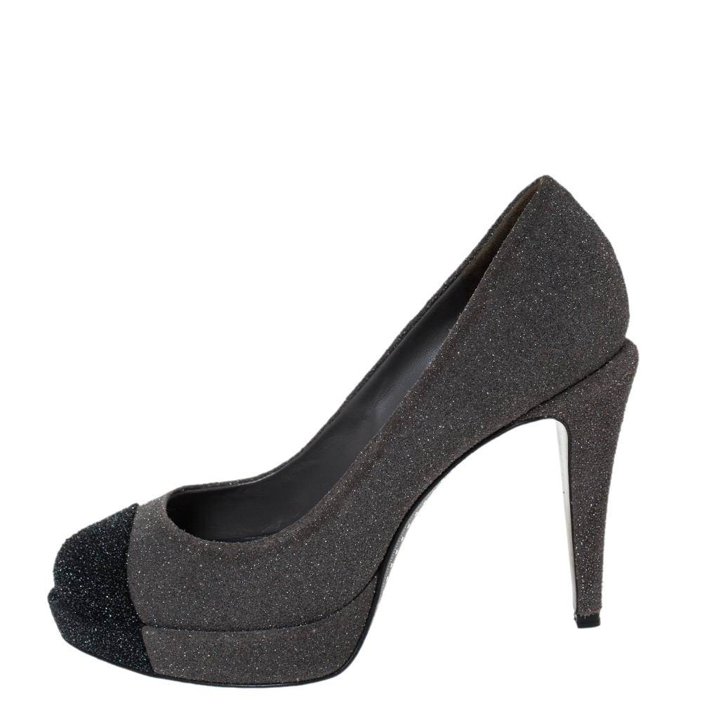 

Chanel Grey/Black Glitter Suede CC Cap Toe Platform Pumps Size