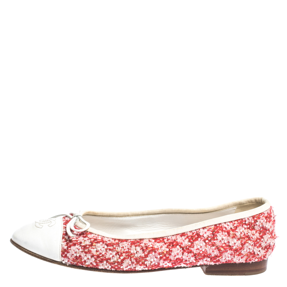 

Chanel Red/White Sequin Tweed And Leather Cap Toe CC Bow Ballet Flats Size